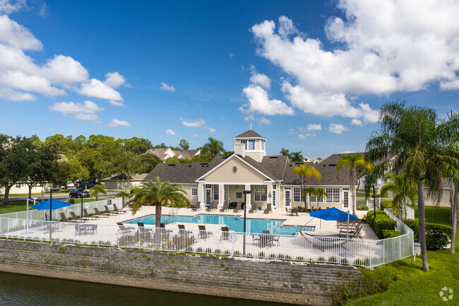 Building Photo - Village at Lake  Highland