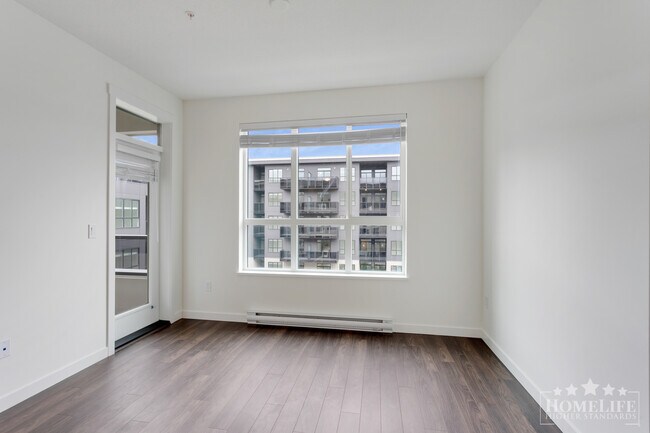 Photo du bâtiment - Brand New Beautiful 1 Bed + Den Condo in Fleetwood Surrey Near Parks, Library and Everyday Conven...