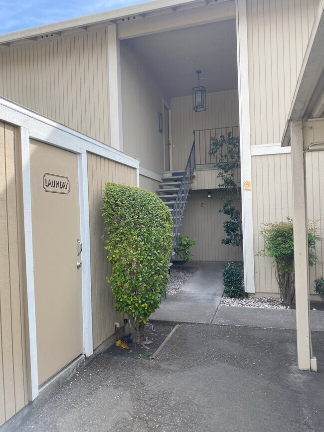 Foto del edificio - 7560 Bridgit Dr