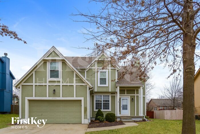 Foto principal - 15526 S Kenwood St