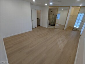 Building Photo - 7301 Pleasant View Ave