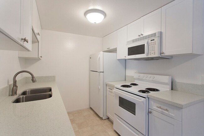 Foto del edificio - 7601 Eads Ave