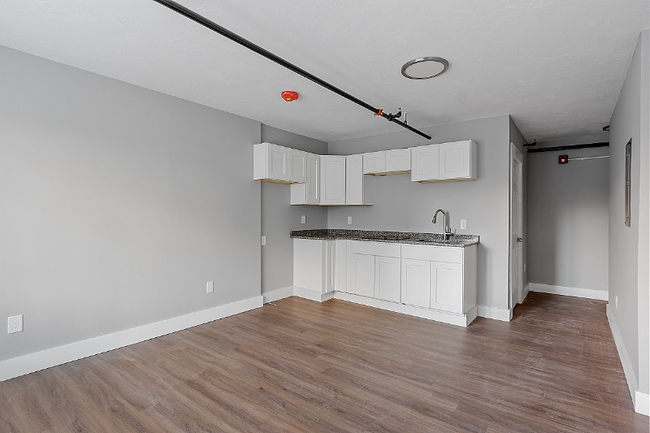 Building Photo - 4347 Clarkwood Pkwy