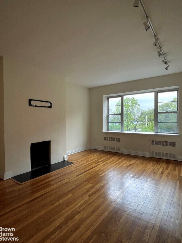 12 Remsen St Unit 4F, Brooklyn, NY 11201 Condo for Rent in Brooklyn