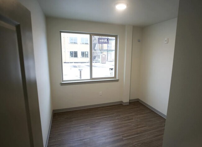 Foto del edificio - 10450 Methow Pl