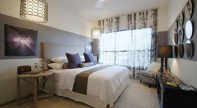 Building Photo - 2 bedroom in Houston TX 77006