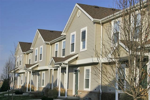 Primary Photo - Charleston Place Townhouse