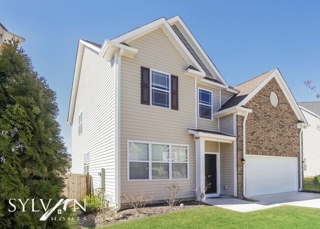 Building Photo - Luxury, Location, and Convenience!
