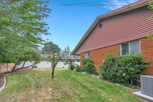 Building Photo - 1130 W 1200 N St