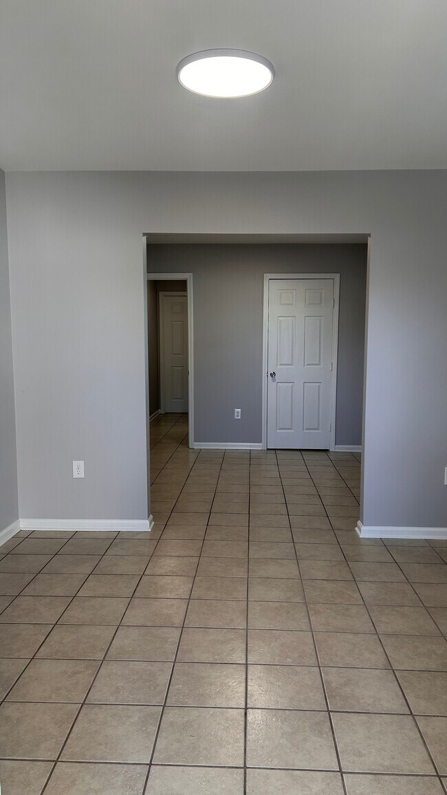 Foto del edificio - 2523 Law St