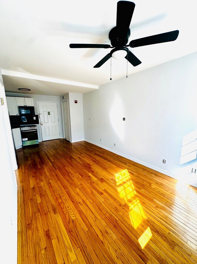 Foto del edificio - 890 W Beech St