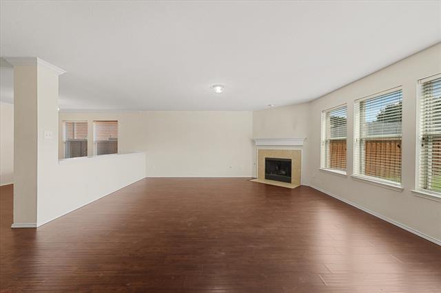 Building Photo - 5733 Mariposa Dr