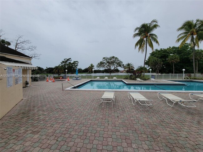Foto del edificio - 15320 SW 106th Terrace