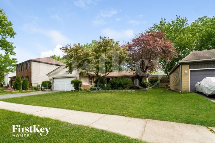 Primary Photo - 545 Dalton Ln