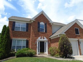 Building Photo - 11120 Maplehurst Dr