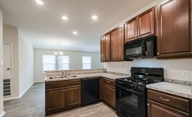 Foto del edificio - 3 bedroom in Conroe TX 77303