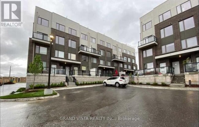 Building Photo - 1460 Whites Rd N
