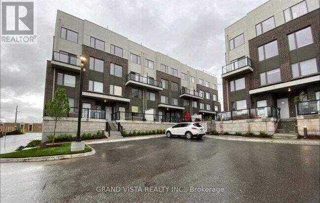 Photo du bâtiment - 1460 Whites Rd N