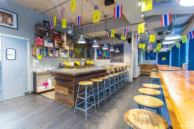 Interior Photo - King Charlotte