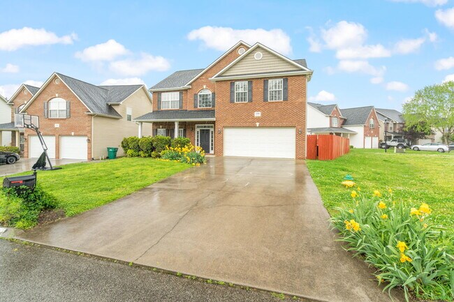Foto del edificio - 1508 Crescent Oaks Ln