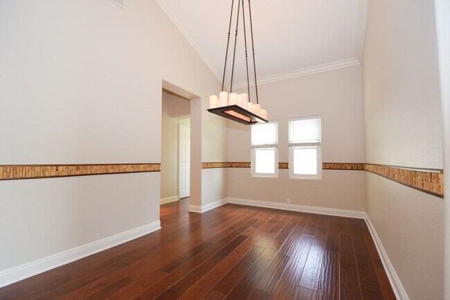 Building Photo - 6490 La Senda Ct