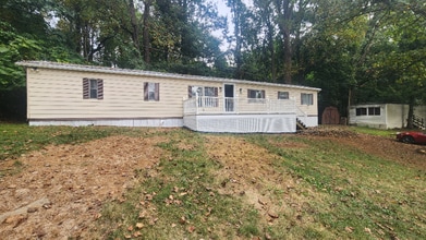 Building Photo - 105 Ironstone Rd
