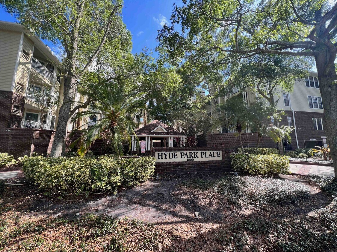 1000 W Horatio St Unit 212, Tampa, FL 33606 Condo for Rent in Tampa