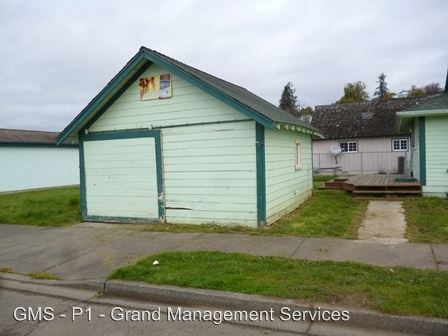 Building Photo - 834 A St