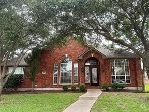 Building Photo - 1597 Castle Pines Dr