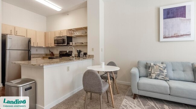 Building Photo - 205 Pasadena Pl