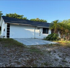 Building Photo - 13530 52nd Ct N