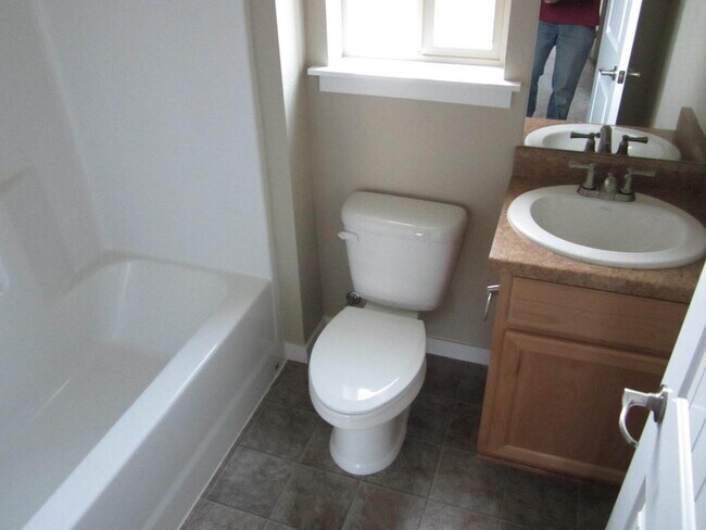 Foto del edificio - Charming 3 Story Town Home for Rent
