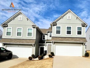 Building Photo - 103 Luna Ln