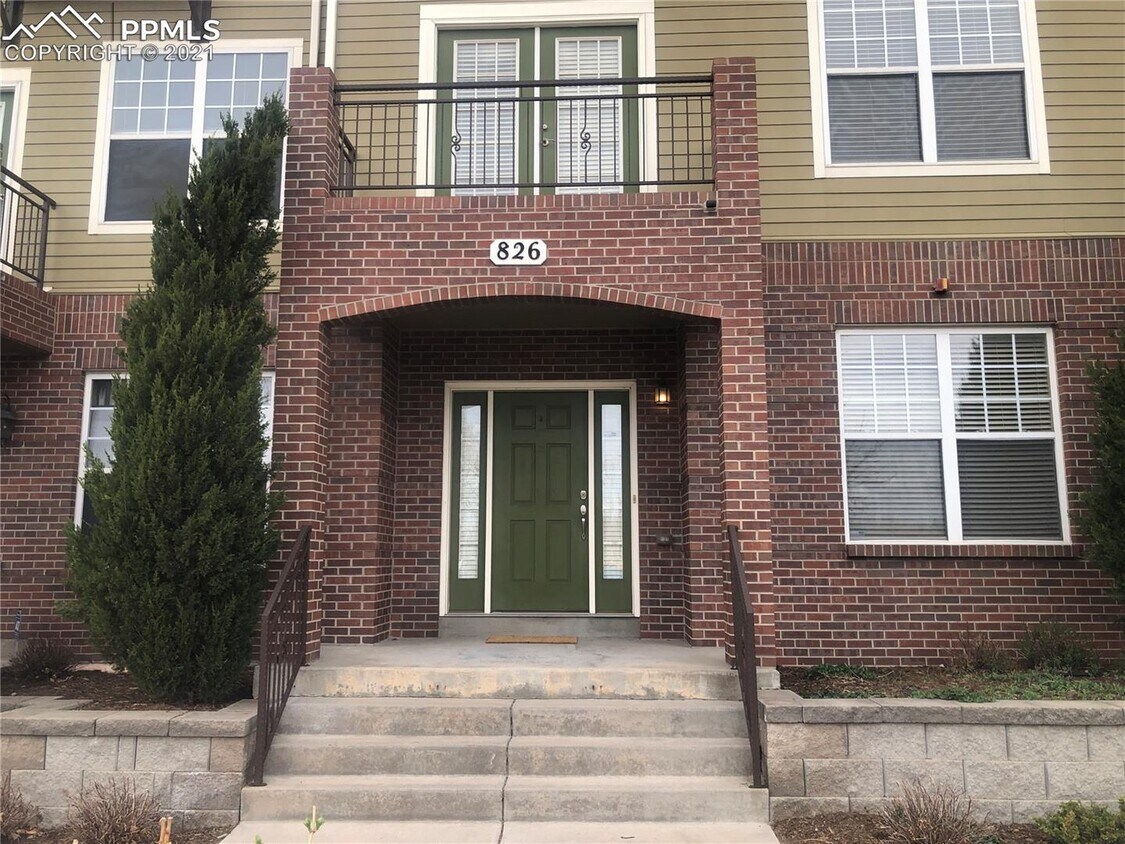 826 S Wahsatch Ave, Colorado Springs, CO 80903 House Rental in