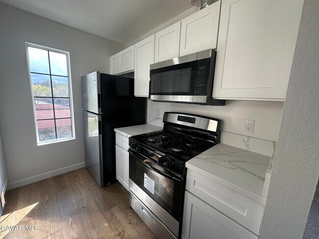 Foto del edificio - 2554 Olive Dr