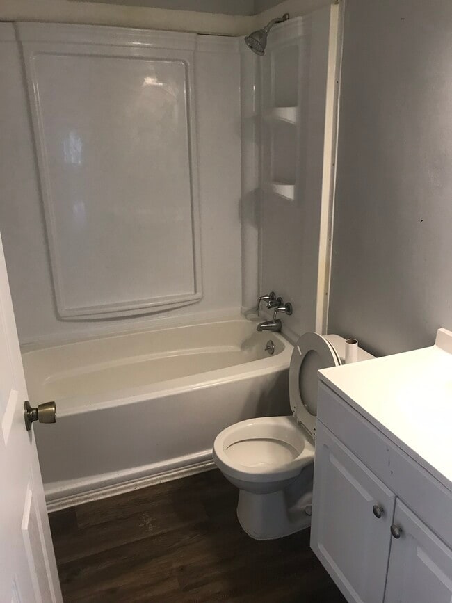 Building Photo - 309 Annette Way