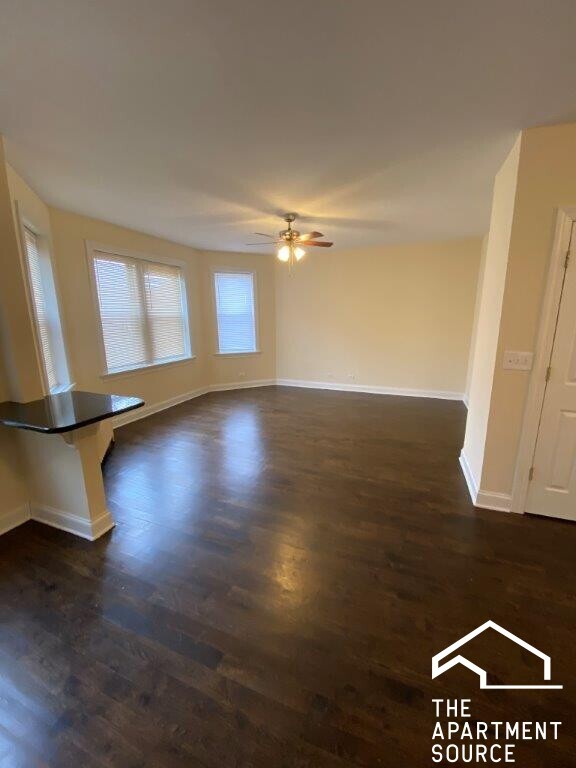 Foto del edificio - 4540 W George St