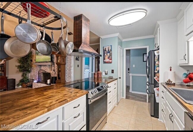 Foto del edificio - 5187 Somerset Dr W