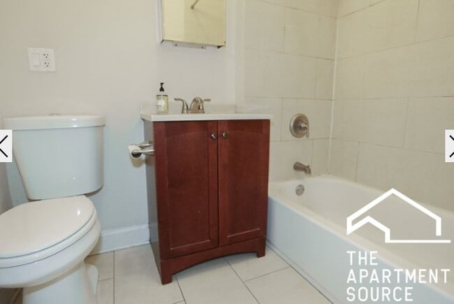 Photo - 2956 N Racine Ave Apartment