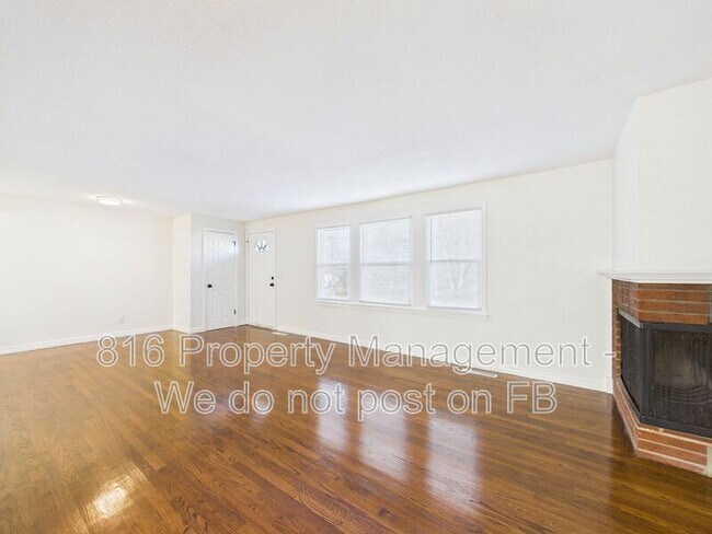 Foto del edificio - 8203 E 53rd St