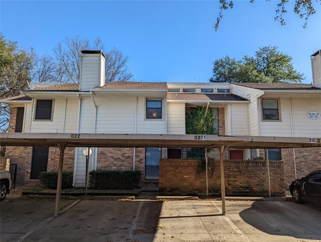 Primary Photo - 6646 E Lovers Ln