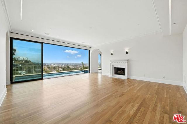Foto del edificio - 1675 Woods Dr