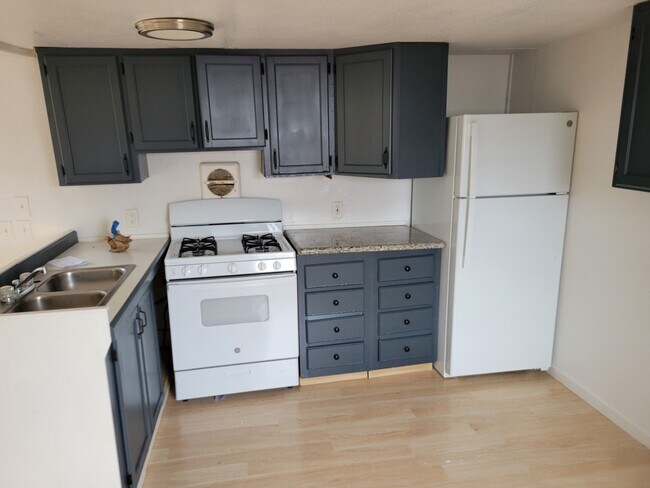 Foto del edificio - 4050 Jupiter St