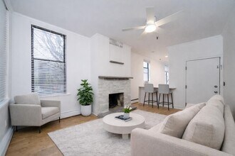 Building Photo - 132 Madison St