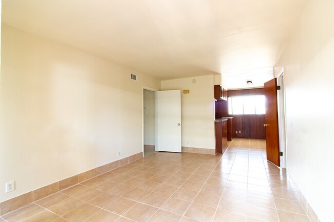 Foto del edificio - 4742 Yale St