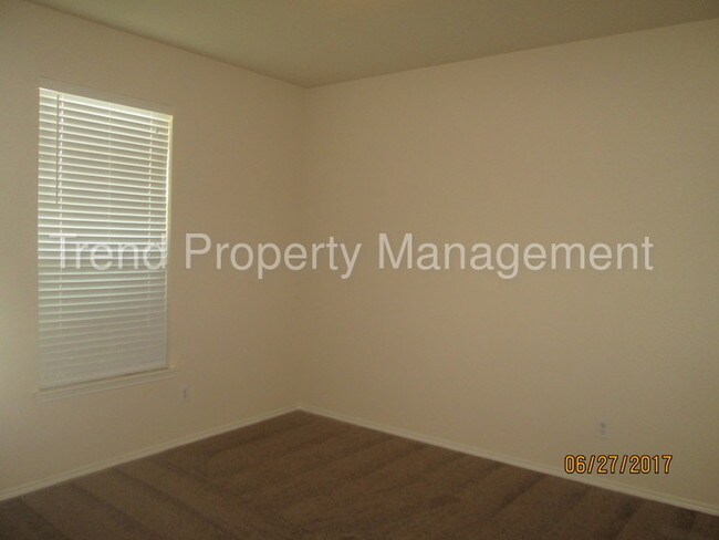 Building Photo - 5809 Mt Plymouth Point