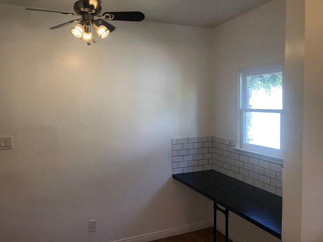 Photo - ******* BEAUTIFUL FRENCH NORMANDY STYLE 2BR APARTMENT *******