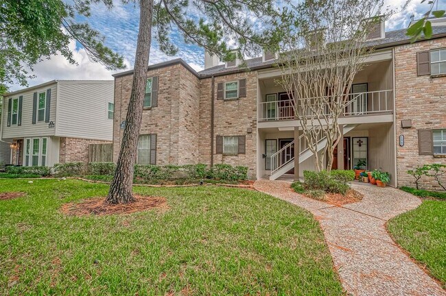 Foto del edificio - 12967 Trail Hollow Dr