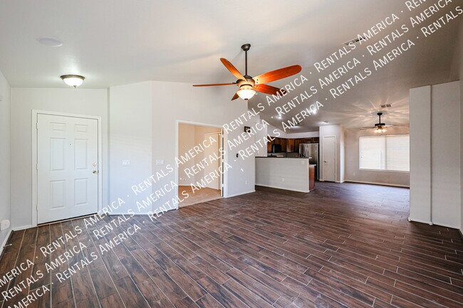 Foto del edificio - 41629 N Ranch Dr