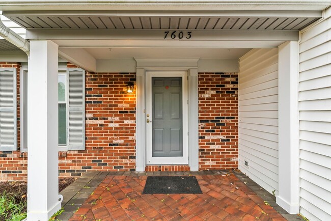 Building Photo - Move-In Ready Home in Prime Springfield Lo...